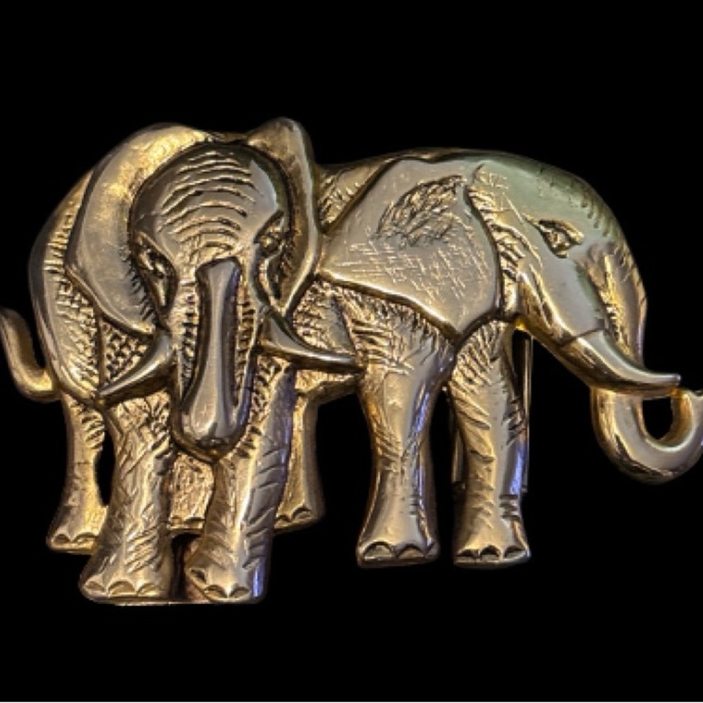 Marked Doreen Ryan Vintage Gold-tone Elephant Belt Buckle #95000